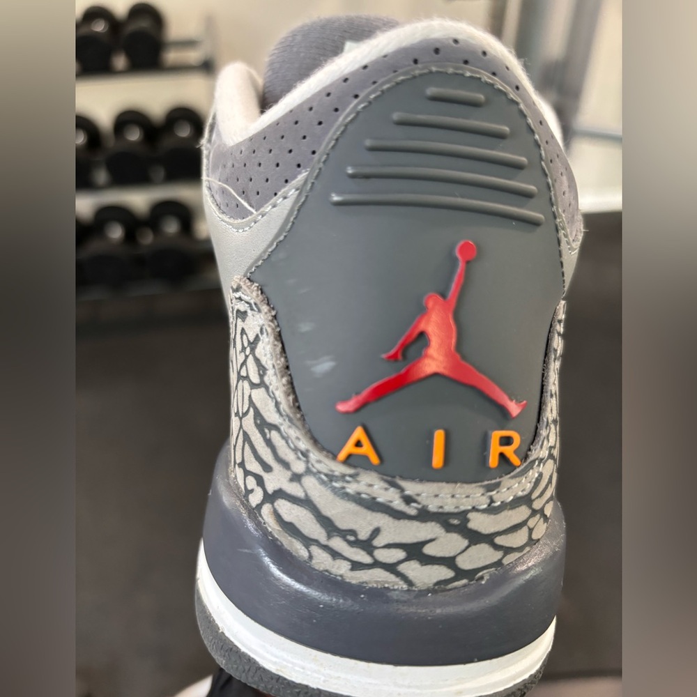 Retro Jordan 3 “Cool Grey” - Picture 7 of 14